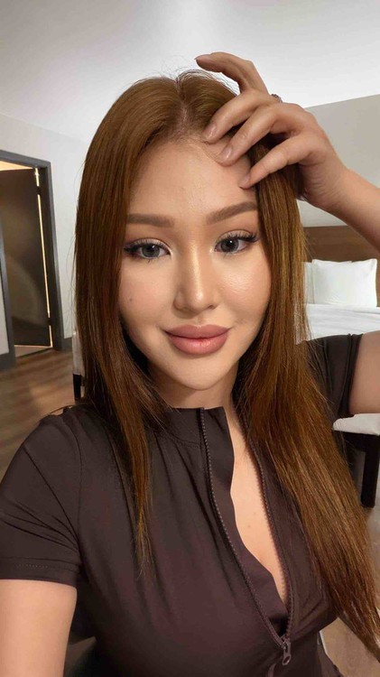 BELLISSIMA MODELLA LITUANA LILI CLASSE E DISCREZIONE