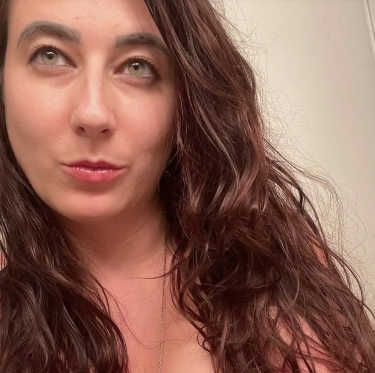 PAGANI arrivata claudia bellissima spagnola meravigliosa.¸.•'´¯). un sogno di ragazza tutt